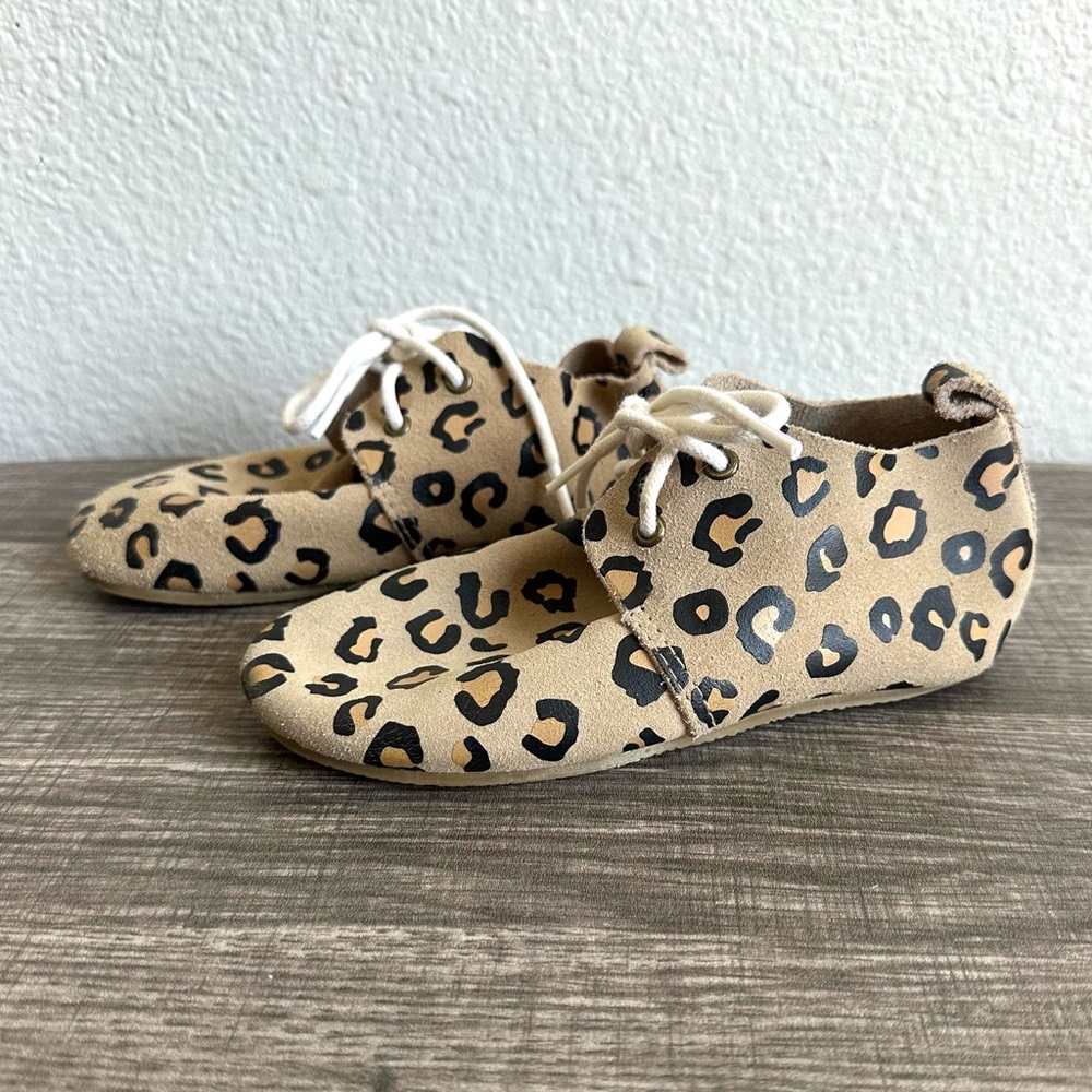 Piper Finn Cheetah Low Top Oxfords Hard Sole Leather Toddler Size 10 Tan Black